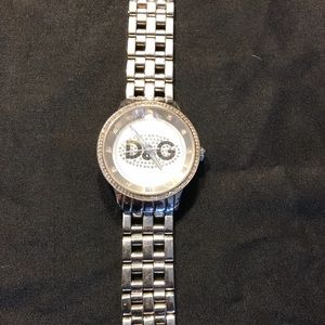 DG women’s watch
